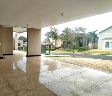 Casa térrea de condomínio disponível para venda e locação no Bairro Guaporé em Ribeirão Preto -SP